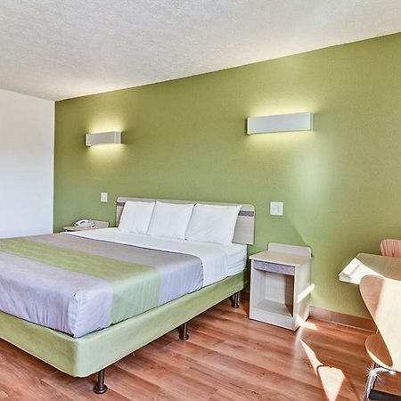 Economy Inn Pittsburgh Airport Moon Township Bagian luar foto